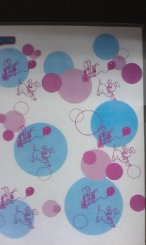 Папка-уголок А4 "Щенок, пчела и шарик" прозрач. с рис. СН300ВМ/1